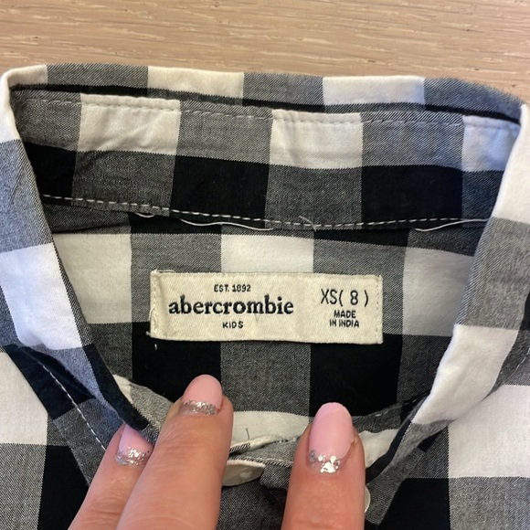 Abercrombie, kids checkered short sleeve button-down shirt - Picture 2 of 5